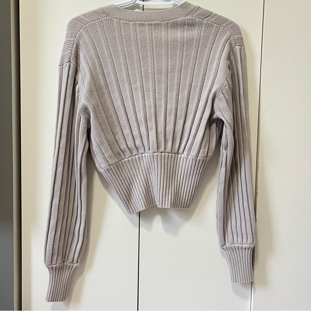 Aritzia Wilfred Plunge Ribbed V-Neck Cardigan Sweater - Picture 4 of 4
